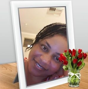 Meet your Posher, Esther